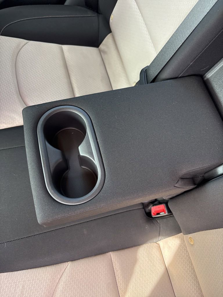 Used 2020 Hyundai Elantra GT image 29