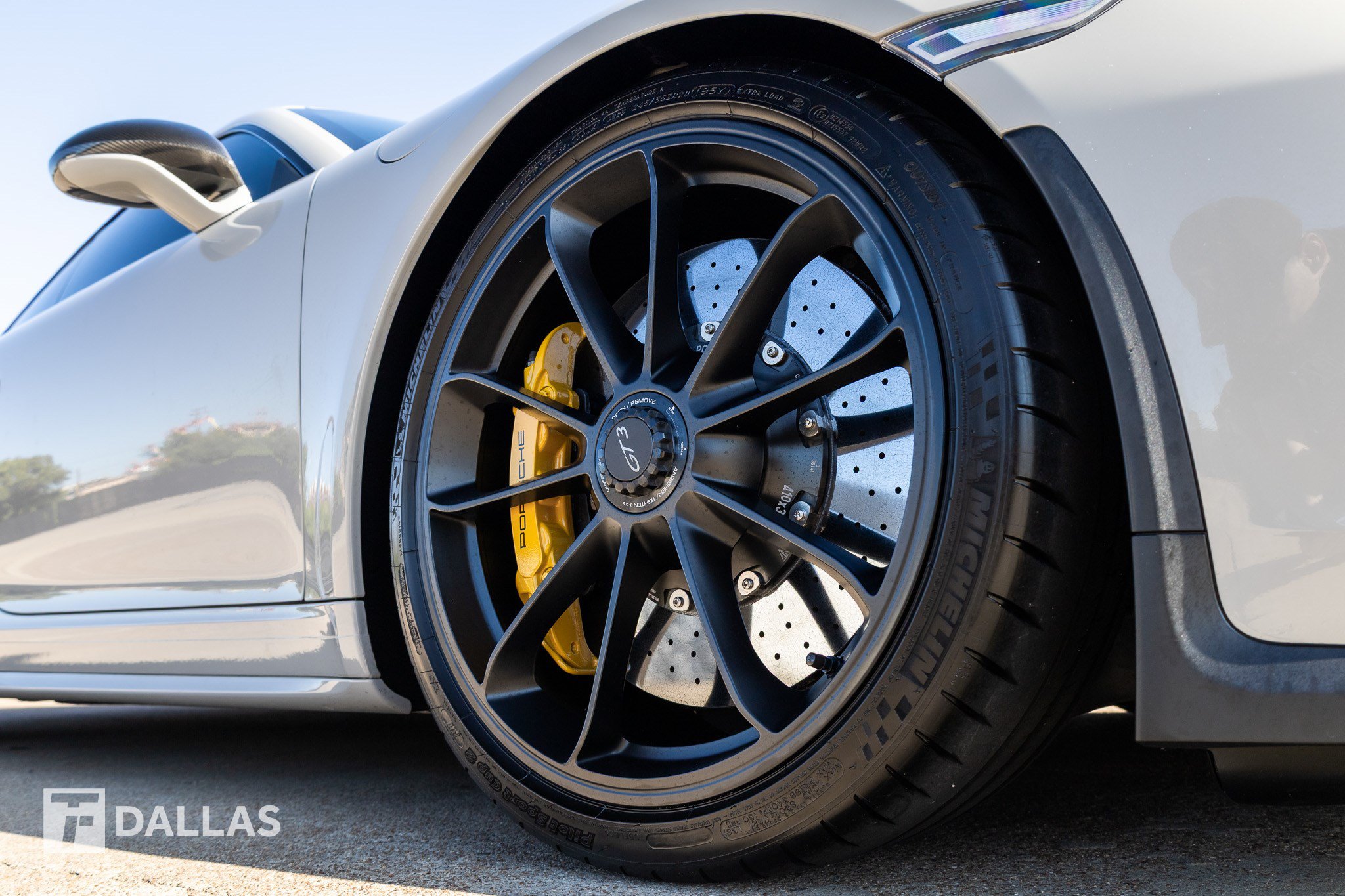 Used 2018 Porsche 911 GT3 RWD image 19