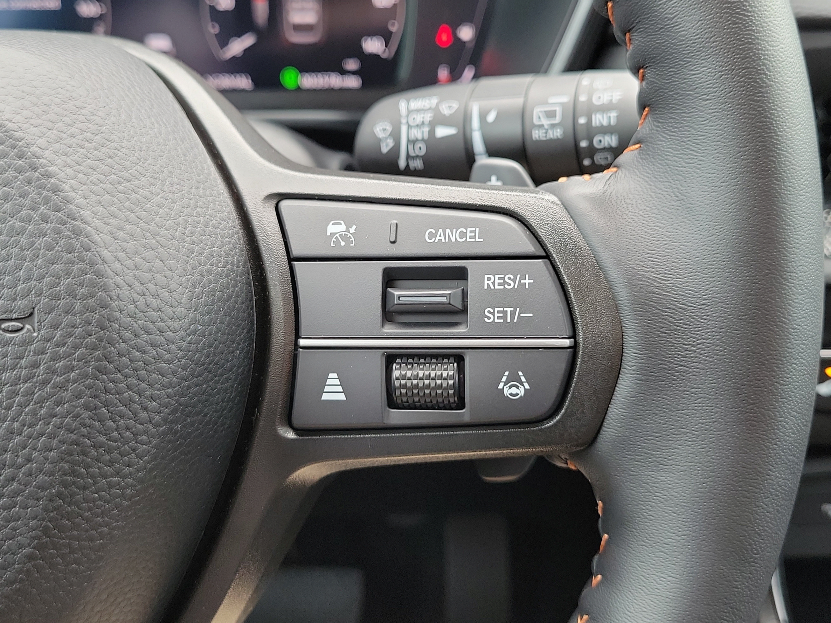 Used 2026 Honda CR-V TrailSport image 32