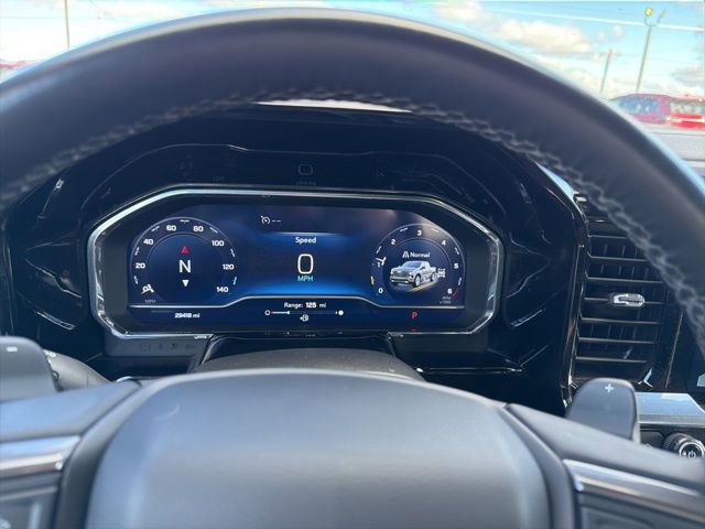 Used 2023 Chevrolet Silverado 1500 High Country image 9