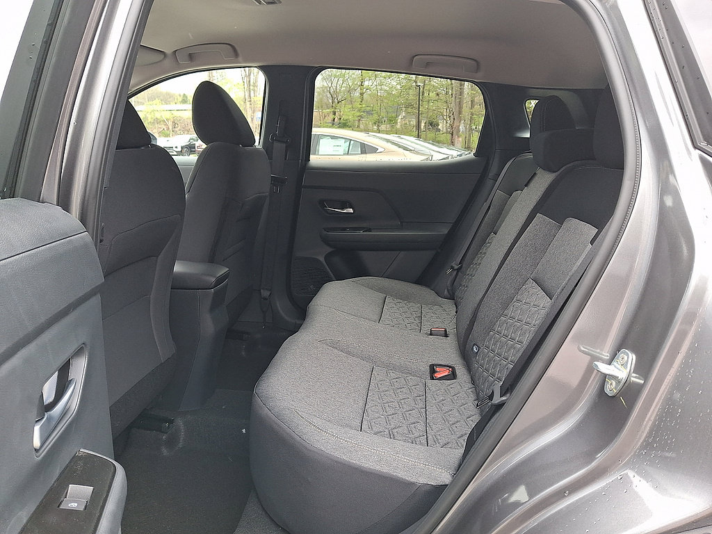 New 2026 Nissan Kicks SV w/ Interior Electronics Package AWD/4WD image 5