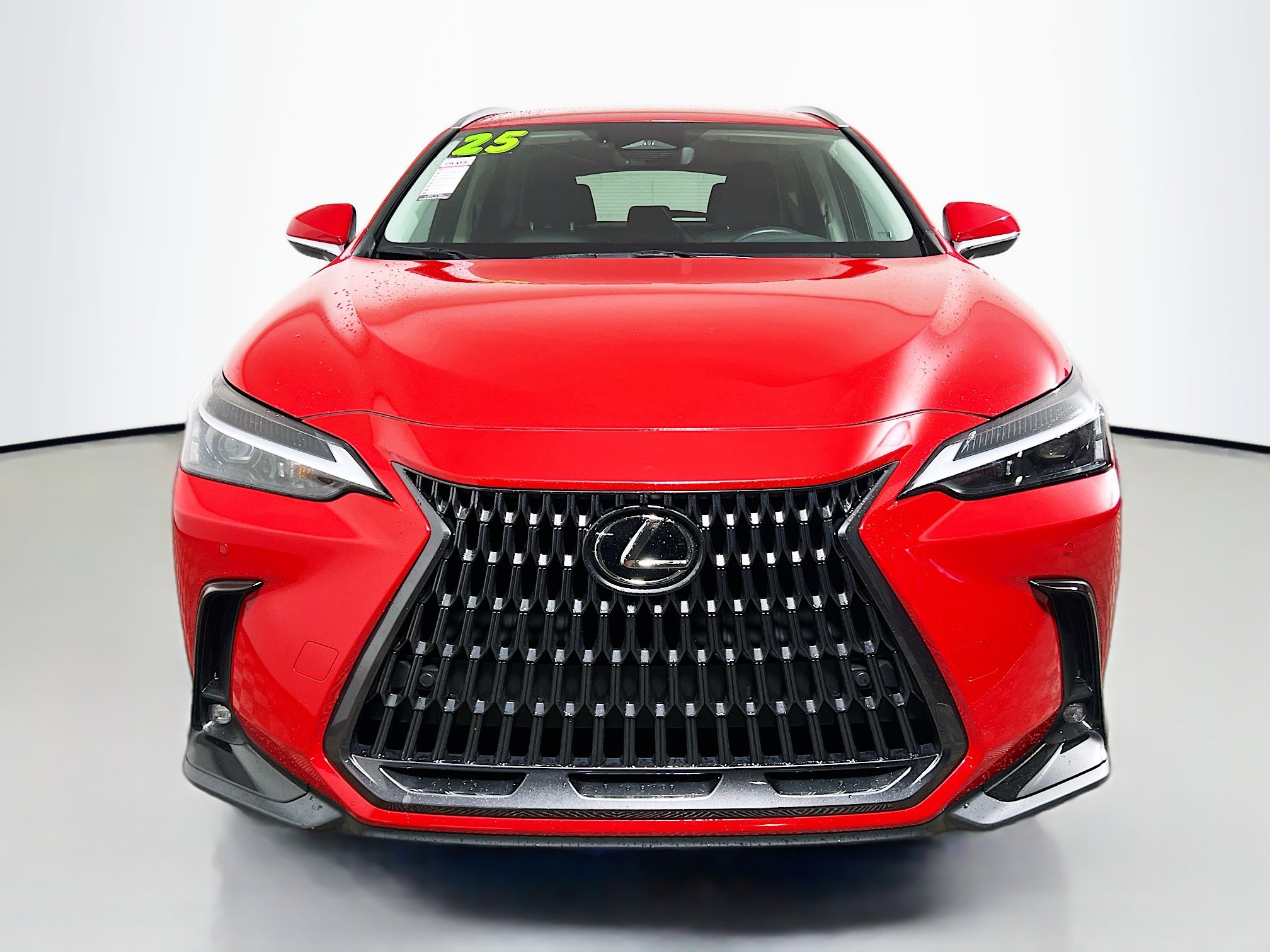 Used 2025 Lexus NX 250 FWD w/ Towing Package (2000 Lbs) image 11