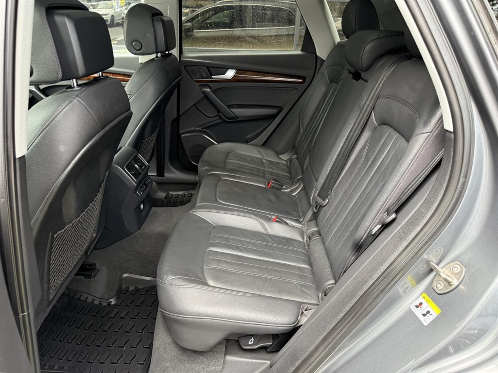 Used 2018 Audi Q5 2.0T Premium Plus w/ Premium Plus Package AWD/4WD image 15