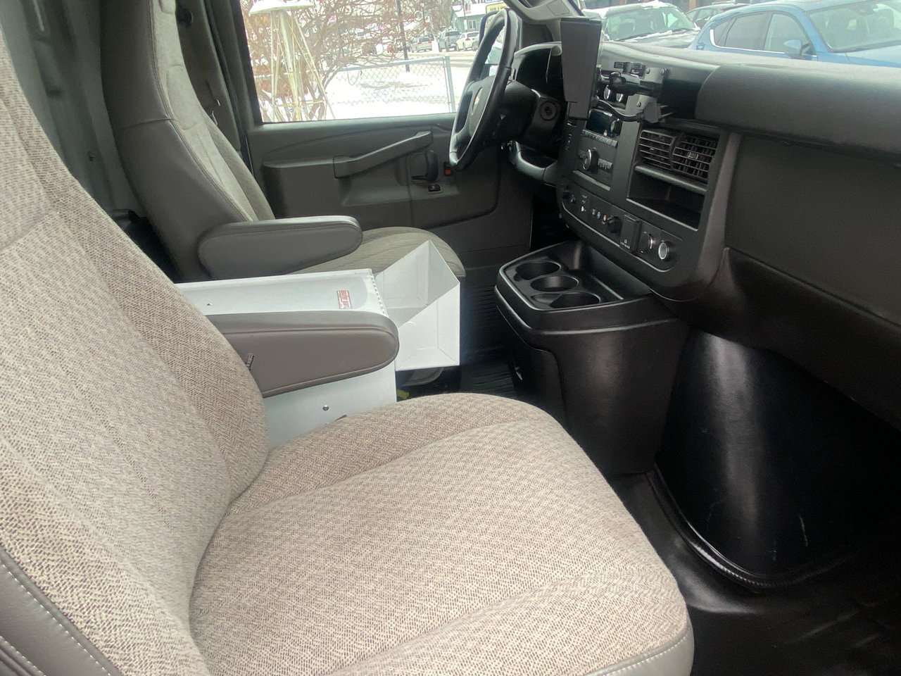 Used 2021 Chevrolet Express 3500 w/ Power Convenience Package image 19