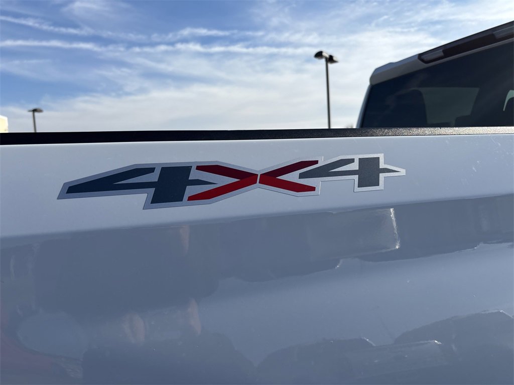 Used 2020 Chevrolet Silverado 1500 LT image 23