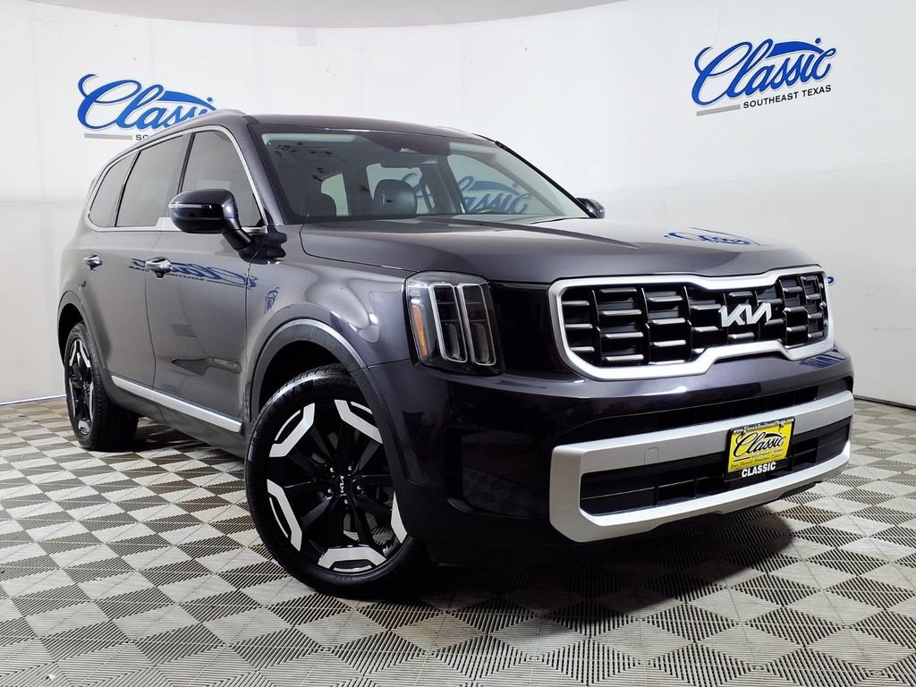Used 2025 Kia Telluride S FWD image 1