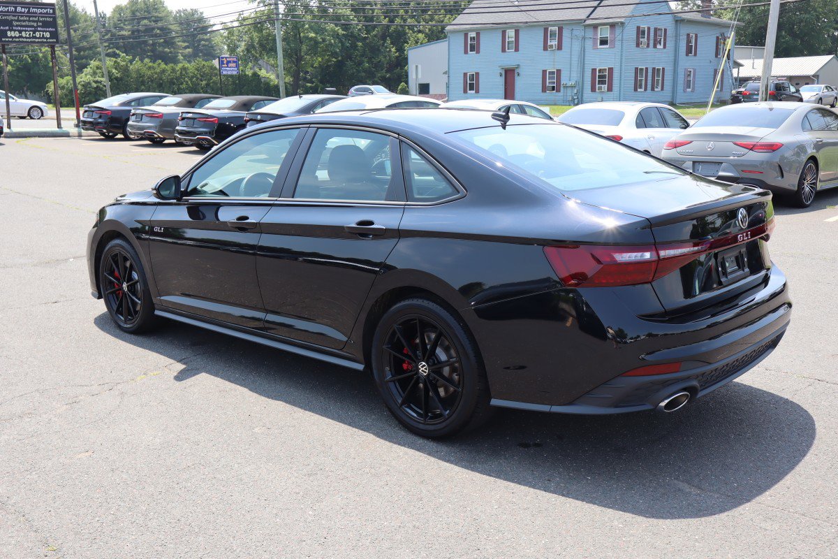 Used 2025 Volkswagen Jetta GLI Autobahn image 7