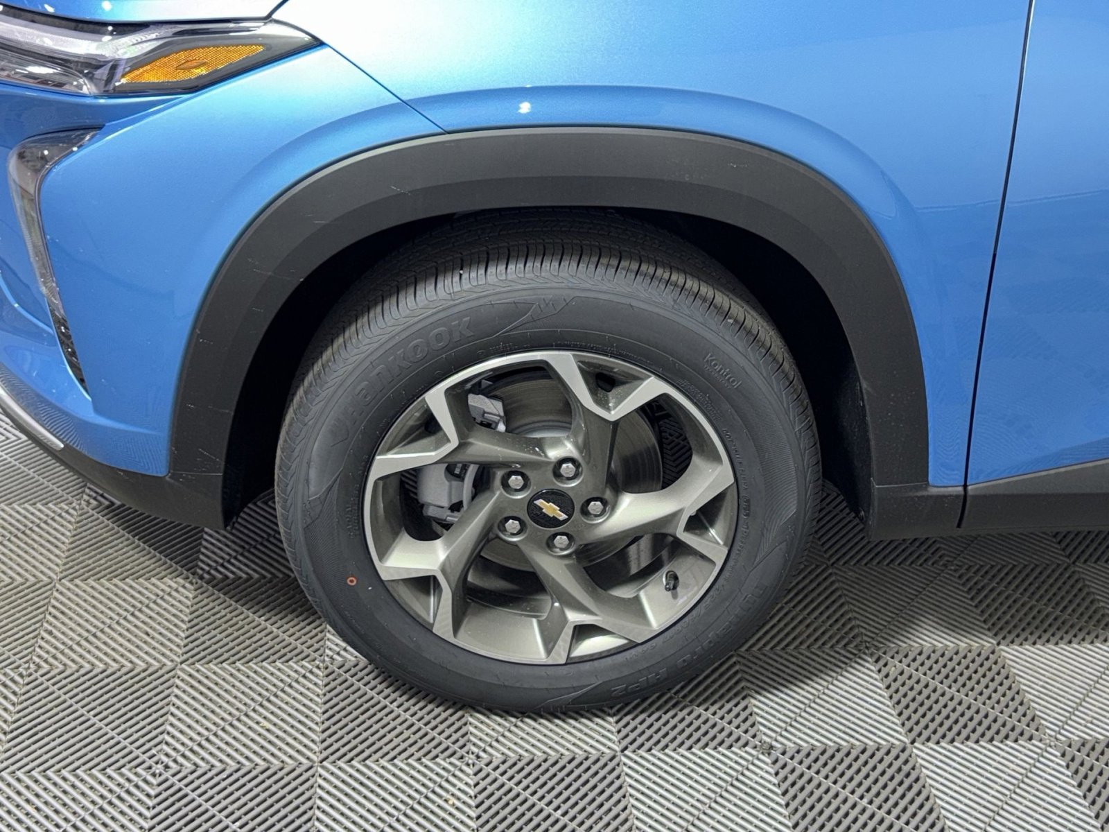 New 2026 Chevrolet Trax LT FWD image 12