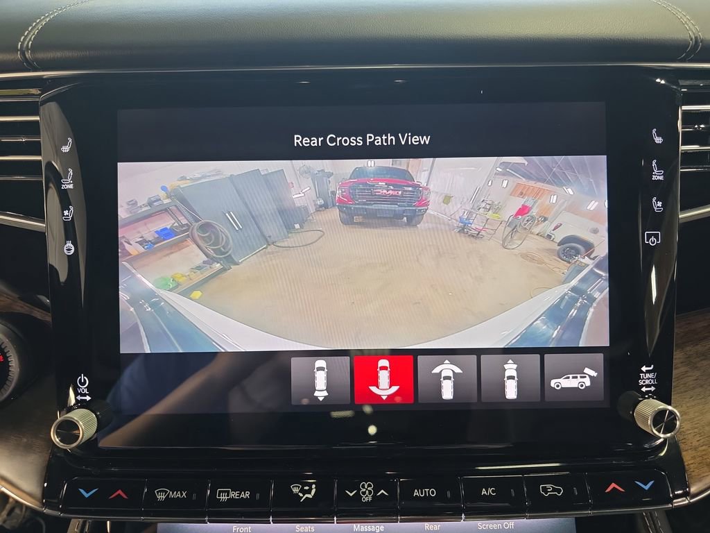 Used 2022 Jeep Grand Wagoneer Series I AWD/4WD image 26