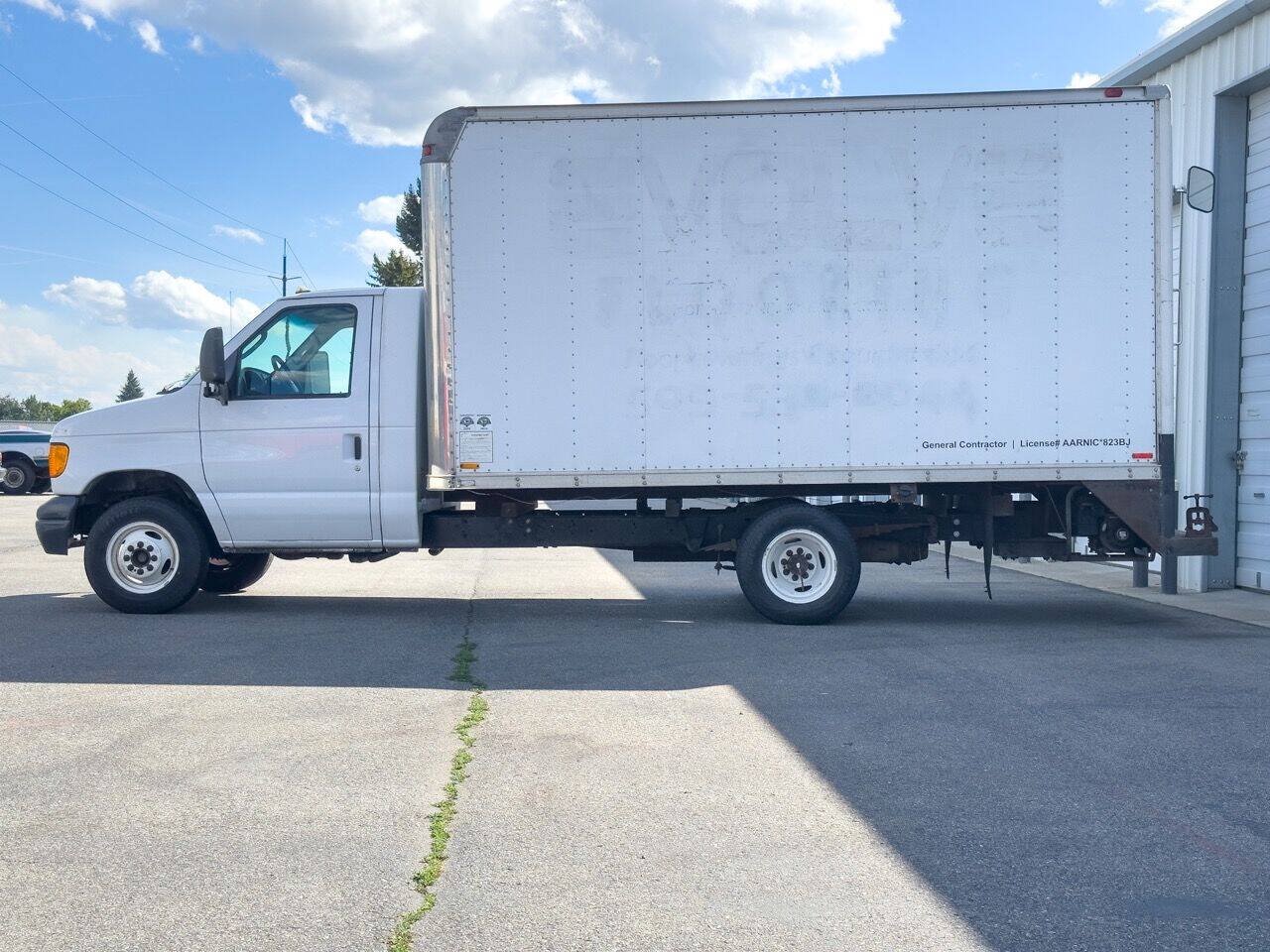 Used 2006 Ford E-450 and Econoline 450 RWD image 10