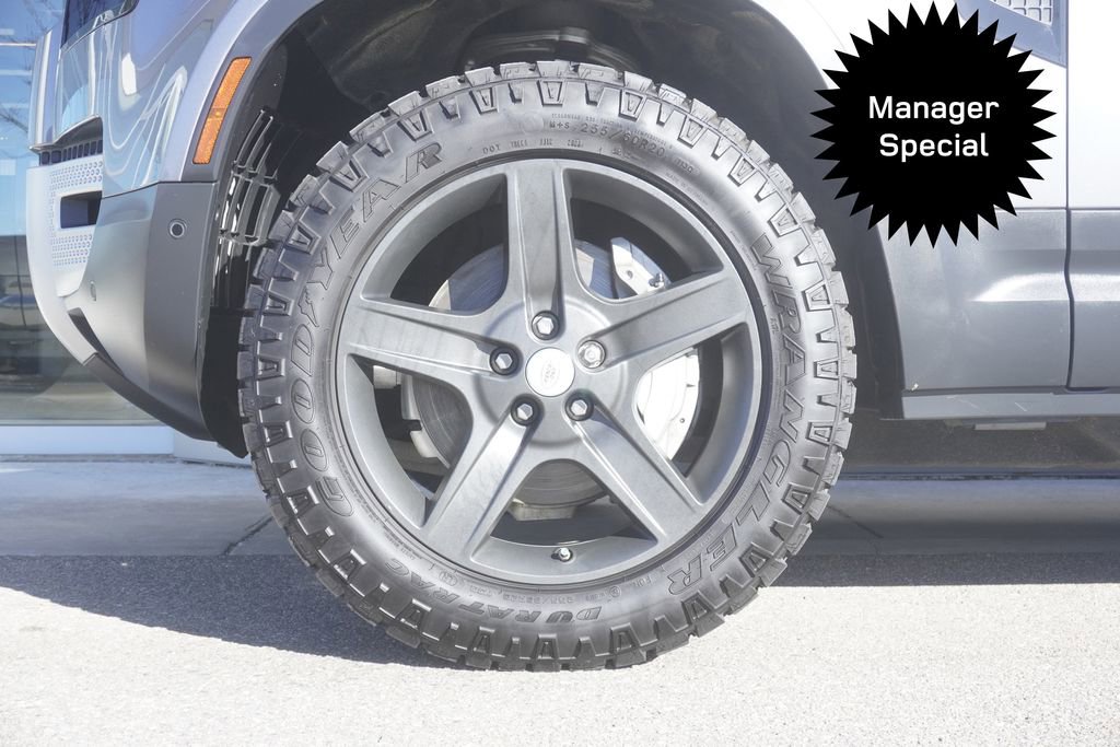 Used 2020 Land Rover Defender 110 SE image 32