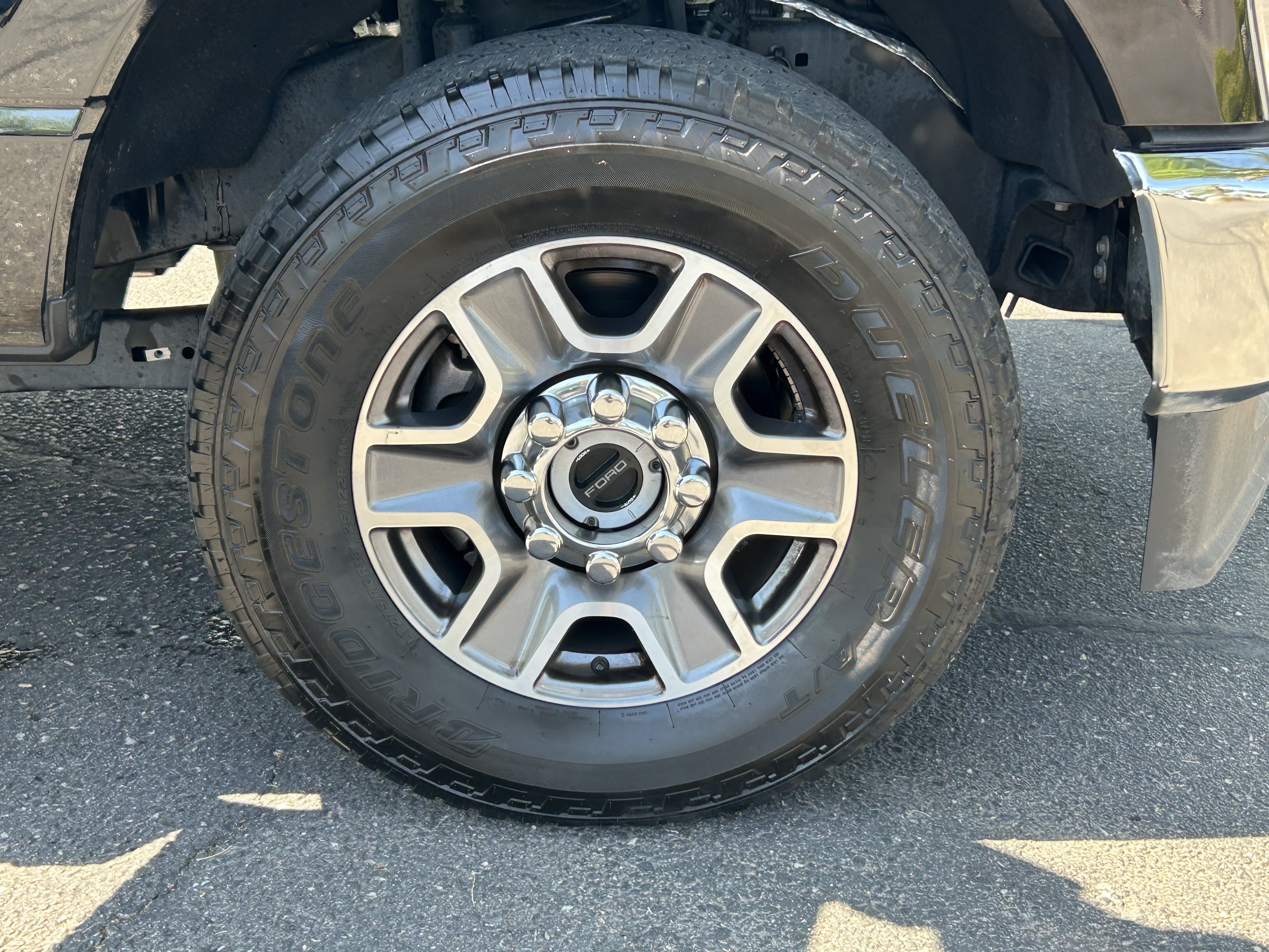 Used 2025 Ford F250 Lariat AWD/4WD image 7