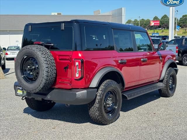 New 2026 Ford Bronco Outer Banks w/ Black Appearance Package AWD/4WD image 3