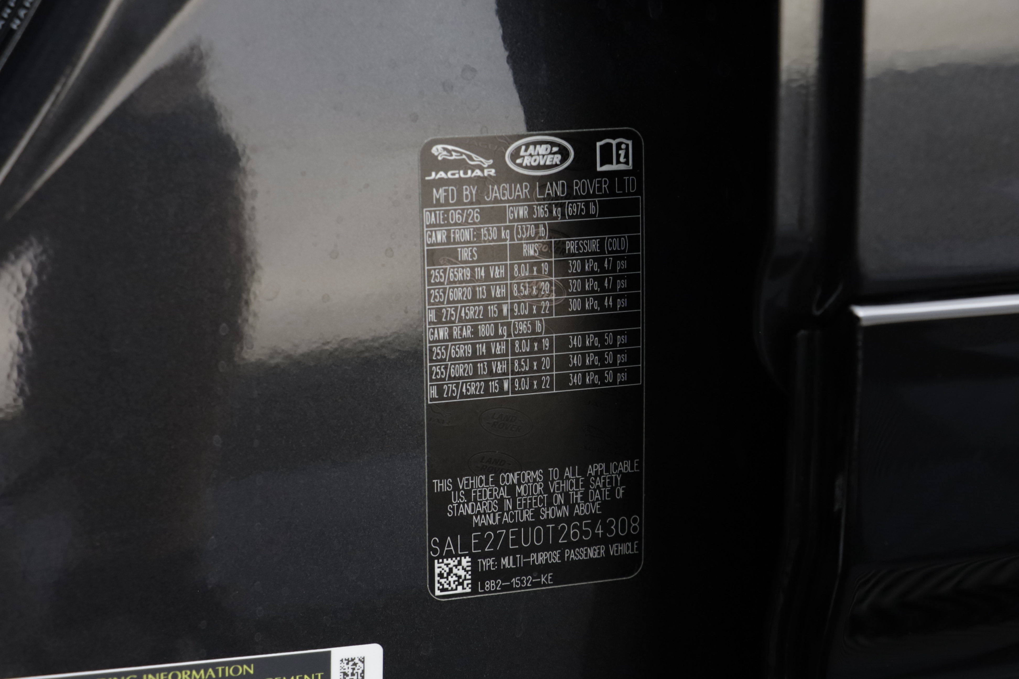 New 2026 Land Rover Defender 110 X-Dynamic SE AWD/4WD image 26