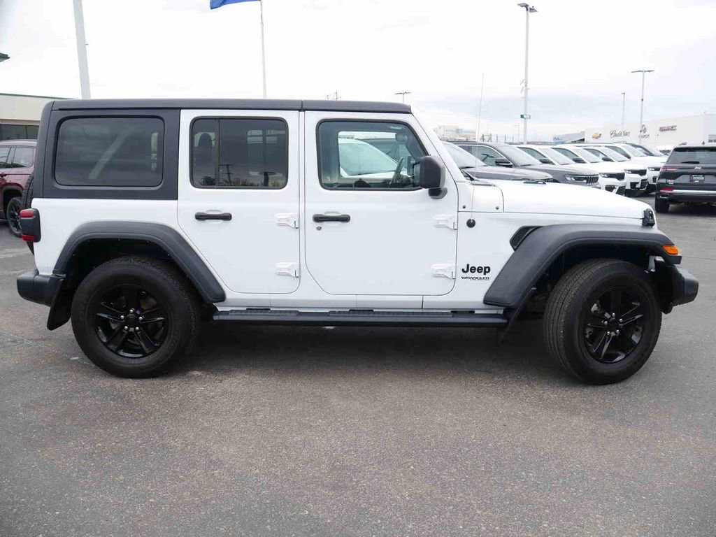 Used 2021 Jeep Wrangler Unlimited Sport image 24