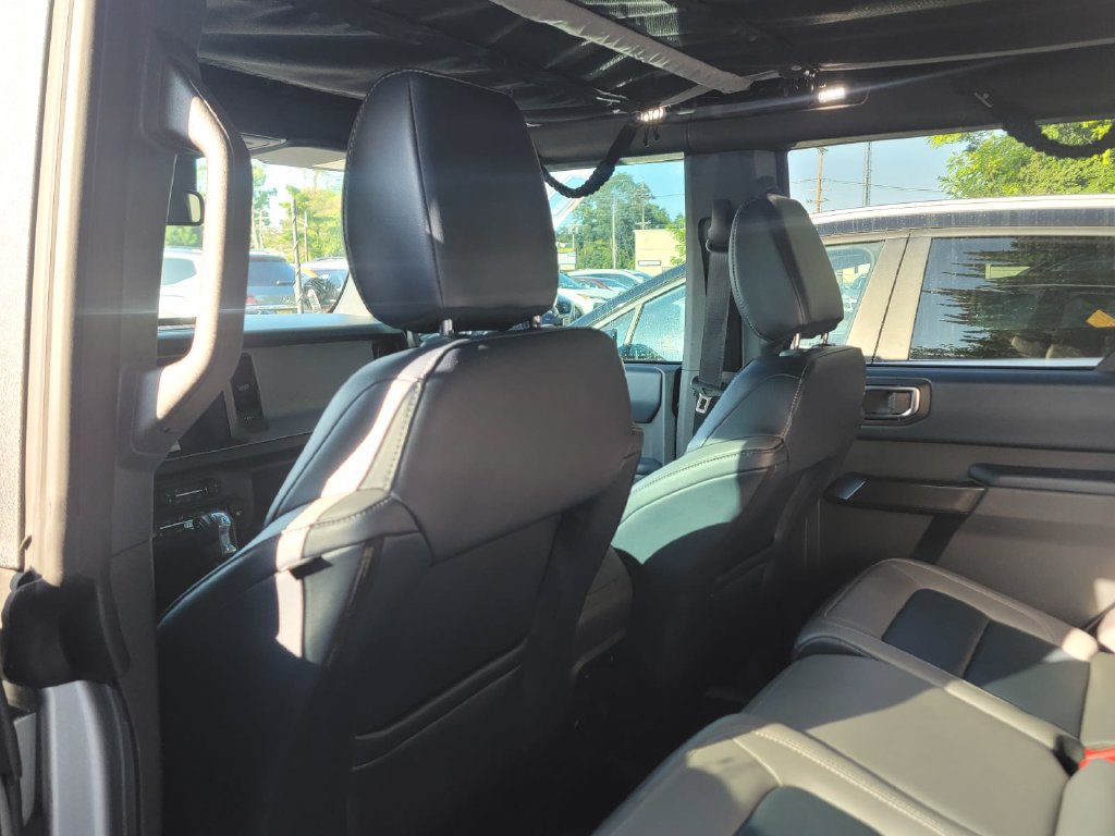 Used 2024 Ford Bronco Outer Banks AWD/4WD image 16