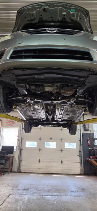 Used 2013 Nissan Versa SV w/ Convenience Pkg FWD image 39