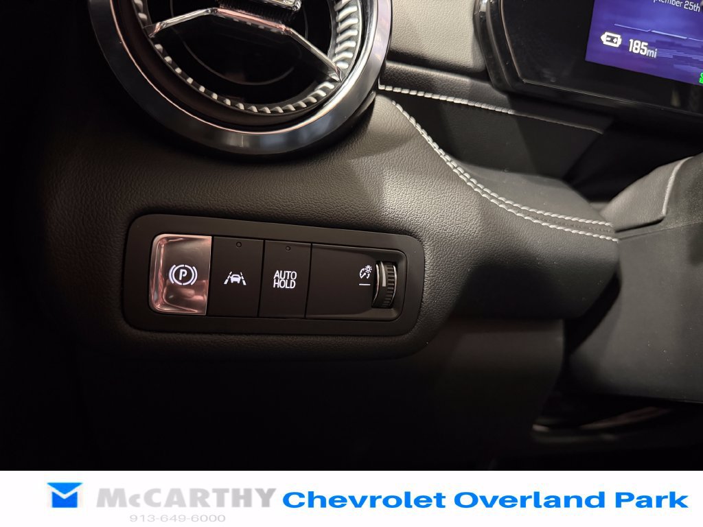 Used 2024 Chevrolet Blazer EV LT AWD/4WD image 16