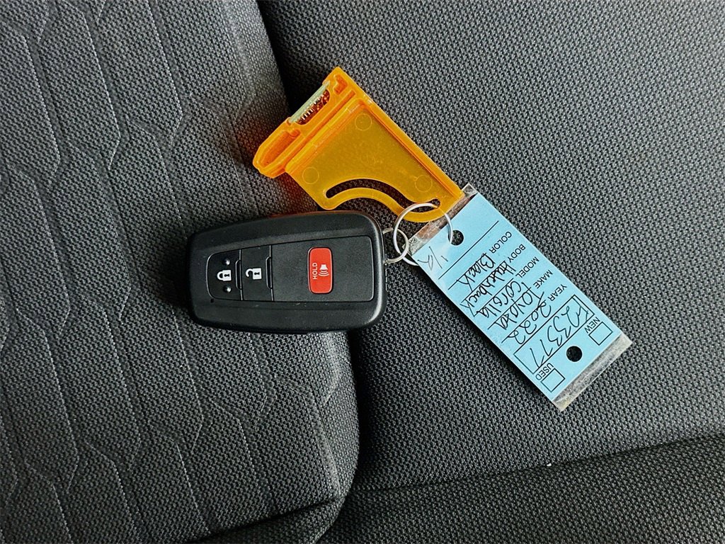 Used 2022 Toyota Corolla SE image 34