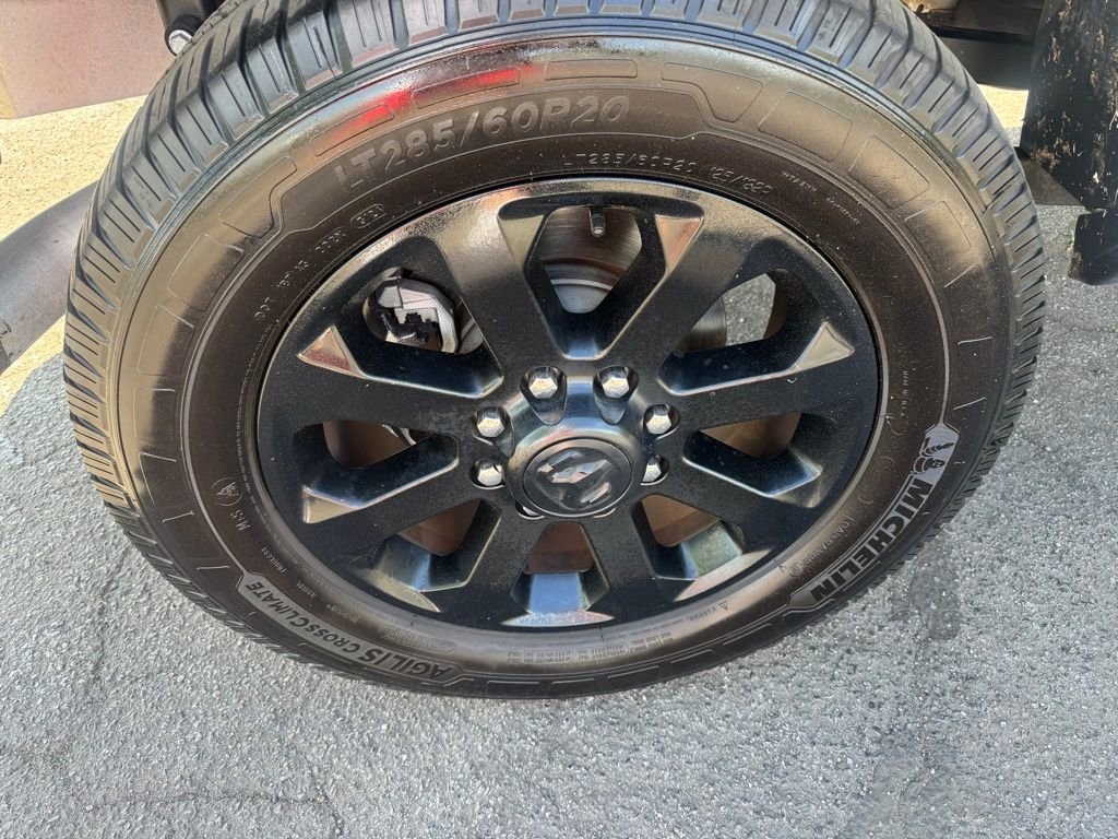 Used 2020 RAM 2500 Laramie w/ Night Edition AWD/4WD image 8