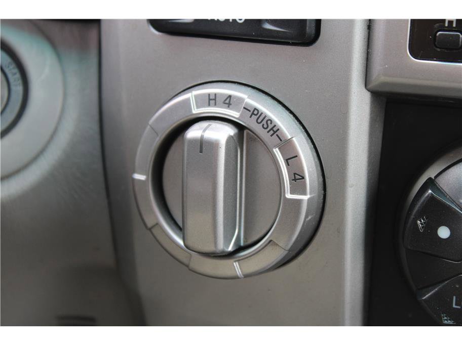Used 2005 Toyota 4Runner Sport AWD/4WD image 18