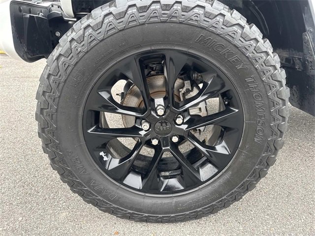 Used 2020 Jeep Wrangler Unlimited Sahara image 9