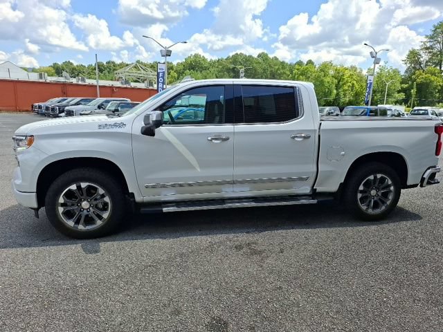 Used 2025 Chevrolet Silverado 1500 High Country w/ Technology Package AWD/4WD image 6