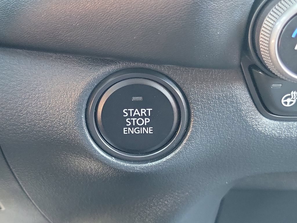 Certified 2025 MAZDA CX-50 Meridian Edition AWD/4WD image 9