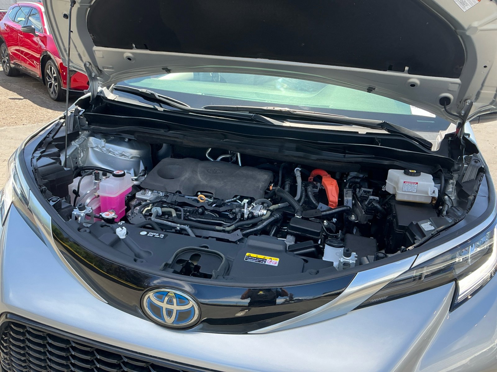 Used 2022 Toyota Sienna XSE AWD/4WD image 22