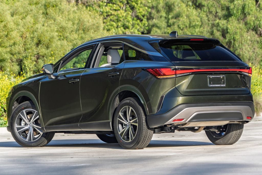 New 2026 Lexus RX 350 Premium FWD image 2