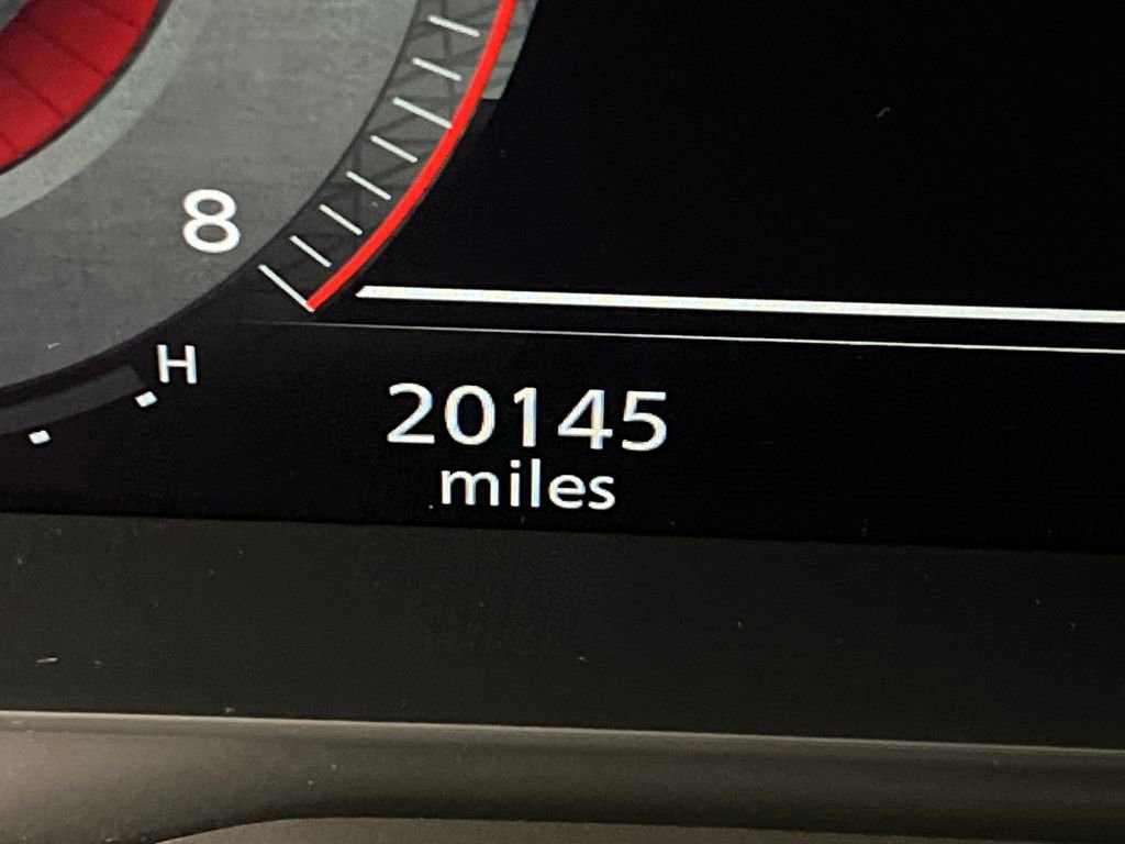 Used 2025 Nissan Rogue SL image 43