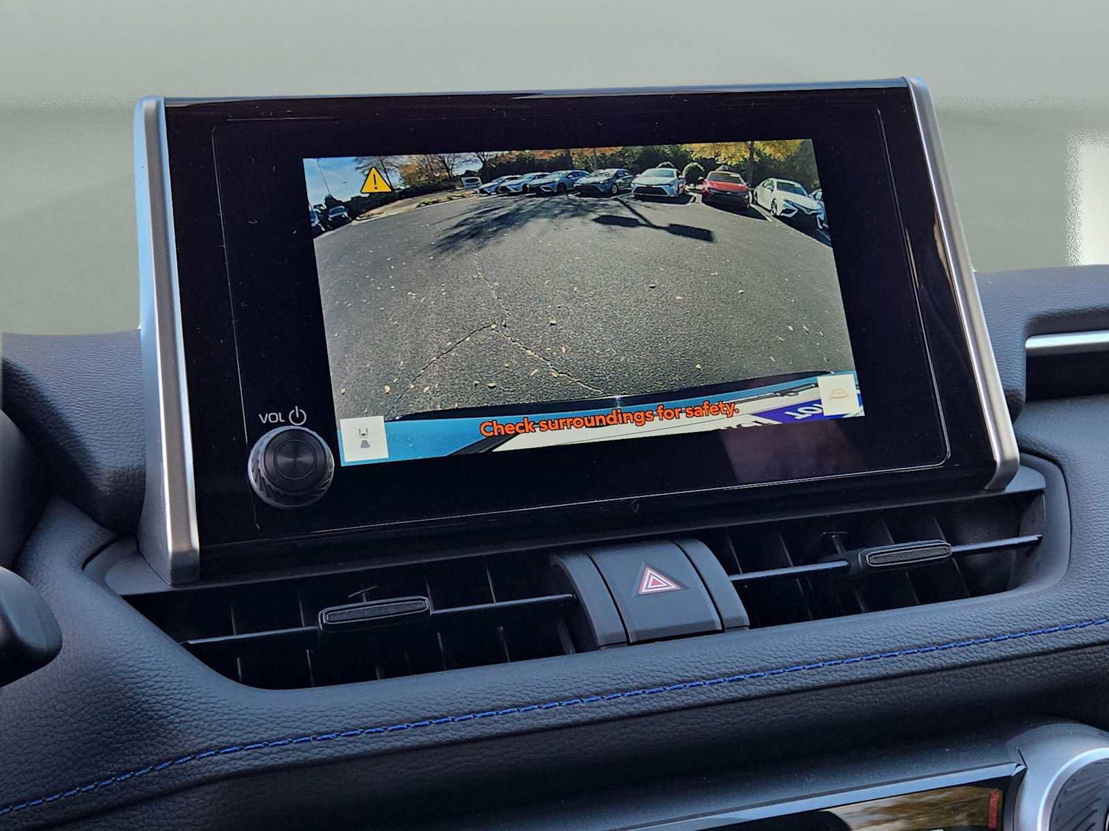 Used 2025 Toyota RAV4 SE image 26