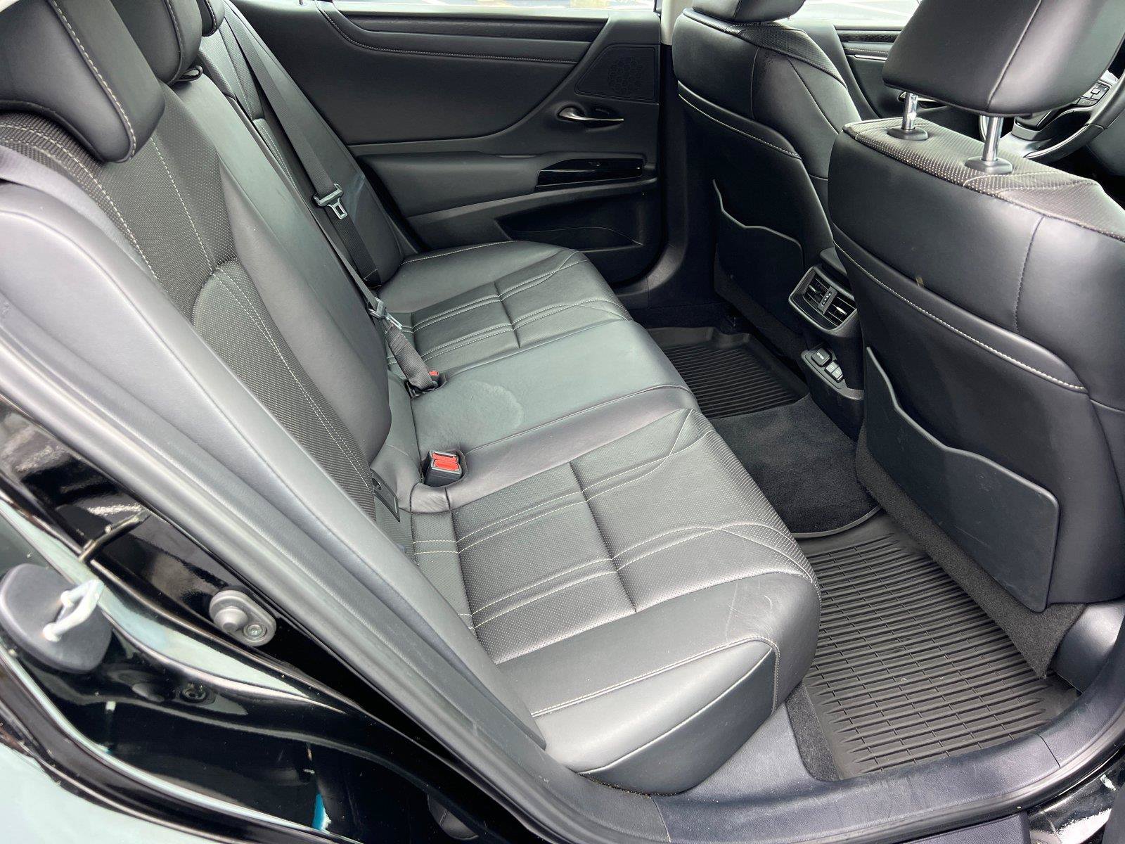 Certified 2024 Lexus ES 350 w/ Technology Package FWD image 15
