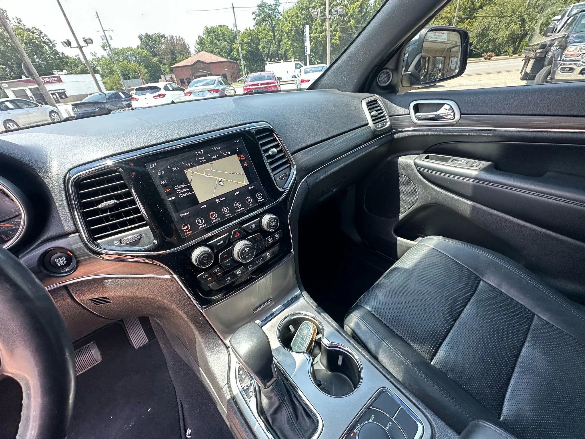 Used 2019 Jeep Grand Cherokee Limited w/ Luxury Group II image 20