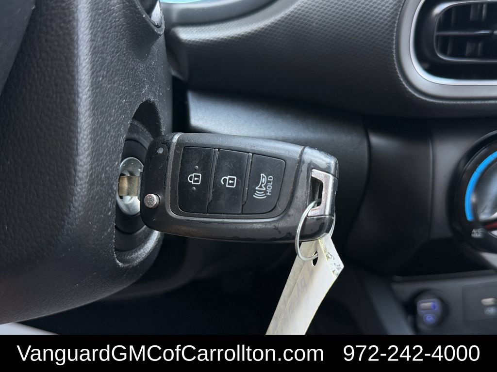 Used 2022 Hyundai Kona SE FWD image 22