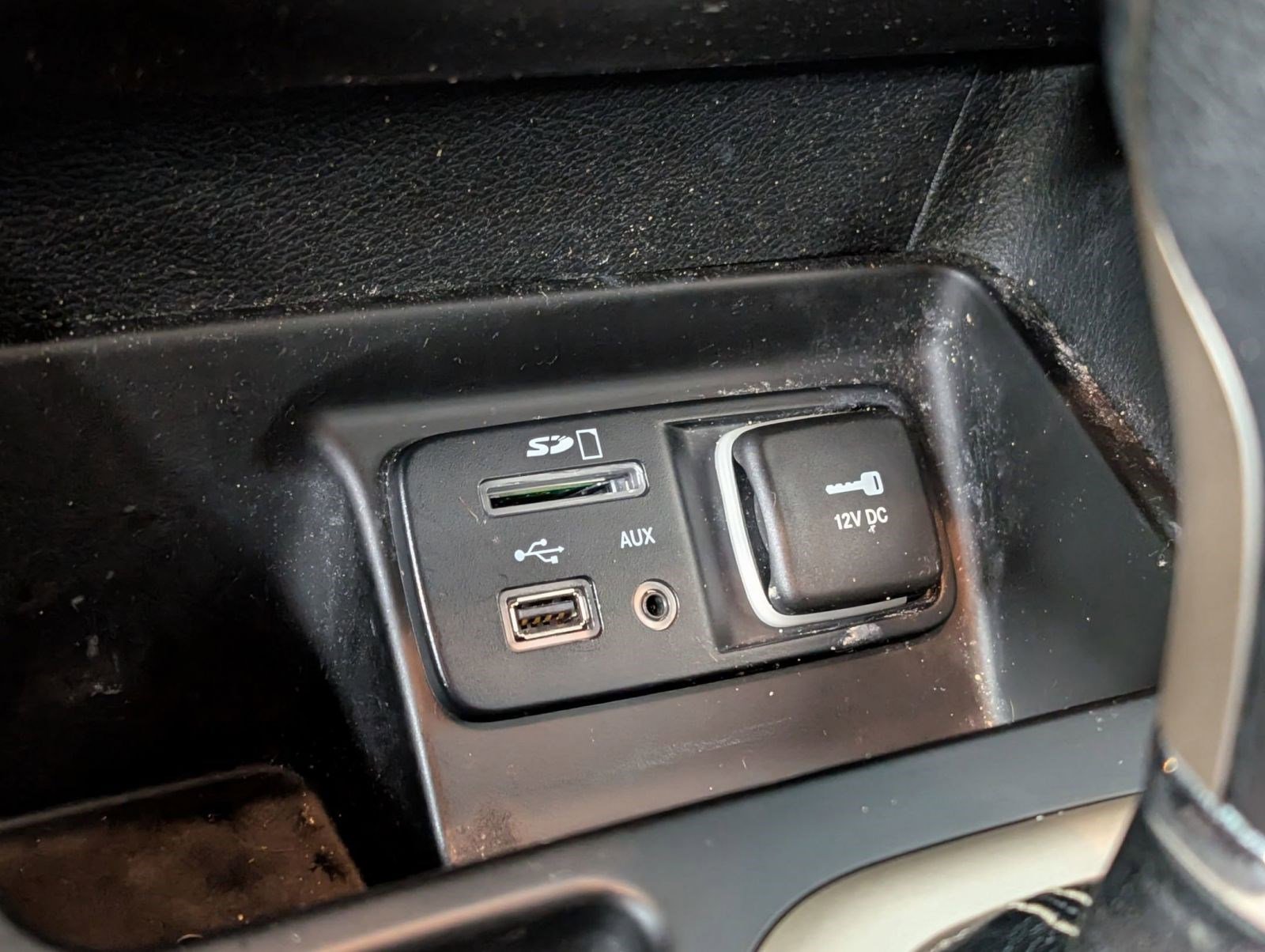 Used 2016 Jeep Cherokee Latitude image 24