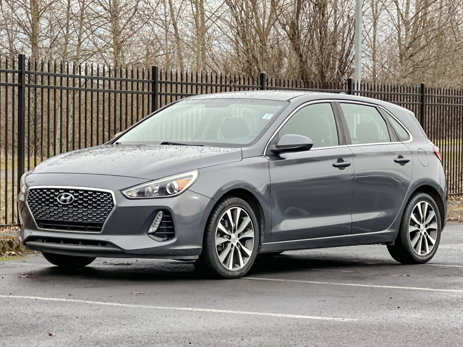 Used 2019 Hyundai Elantra GT image 8