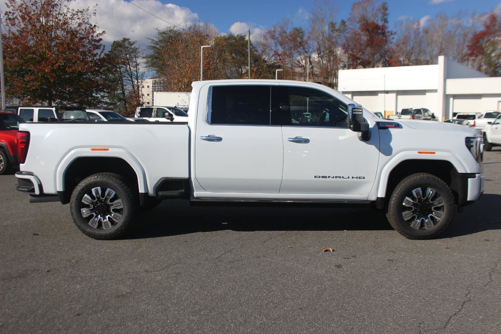 New 2026 GMC Sierra 2500 Denali w/ Denali Reserve Package image 8