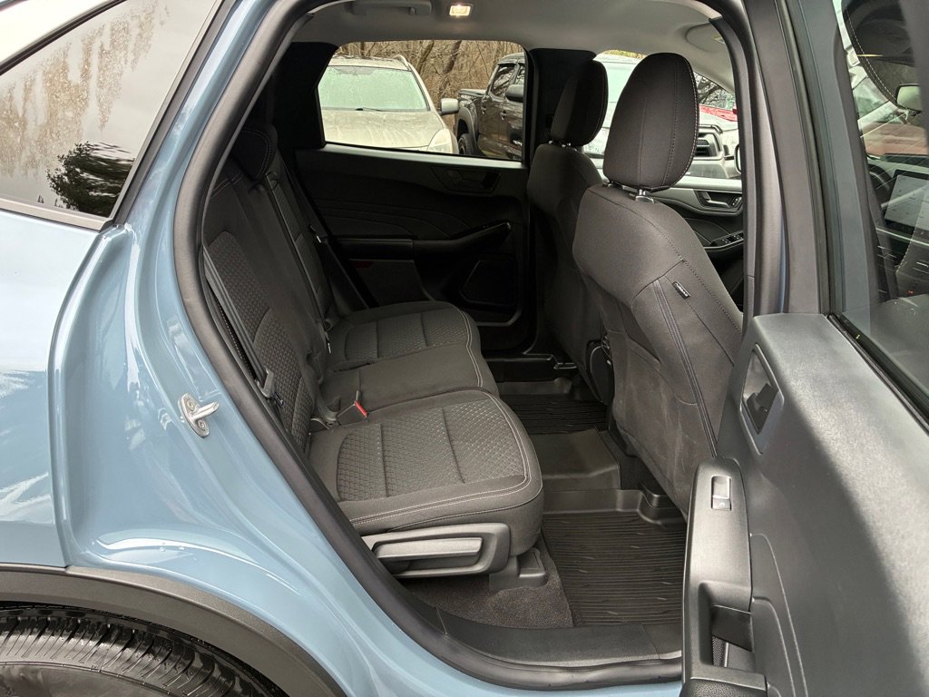 Used 2023 Ford Escape Active w/ Tech Pack #1 AWD/4WD image 22
