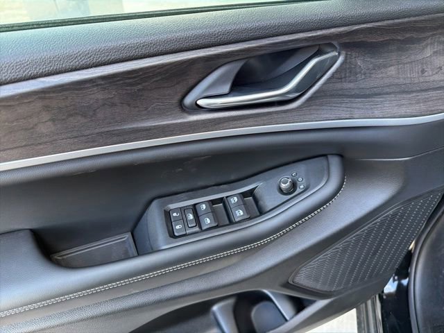 New 2026 Jeep Grand Cherokee Altitude AWD/4WD image 22