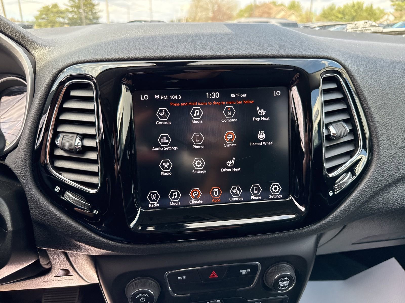 Used 2019 Jeep Compass Limited AWD/4WD image 30