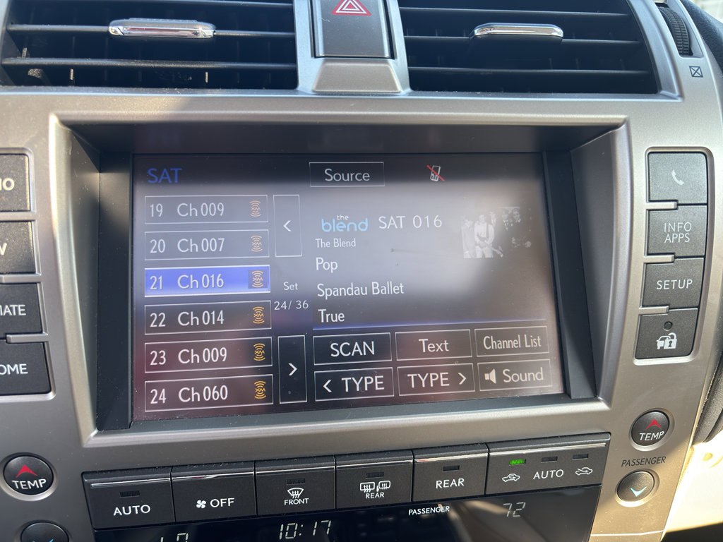 Used 2021 Lexus GX 460 Luxury w/ Accessory Package image 14