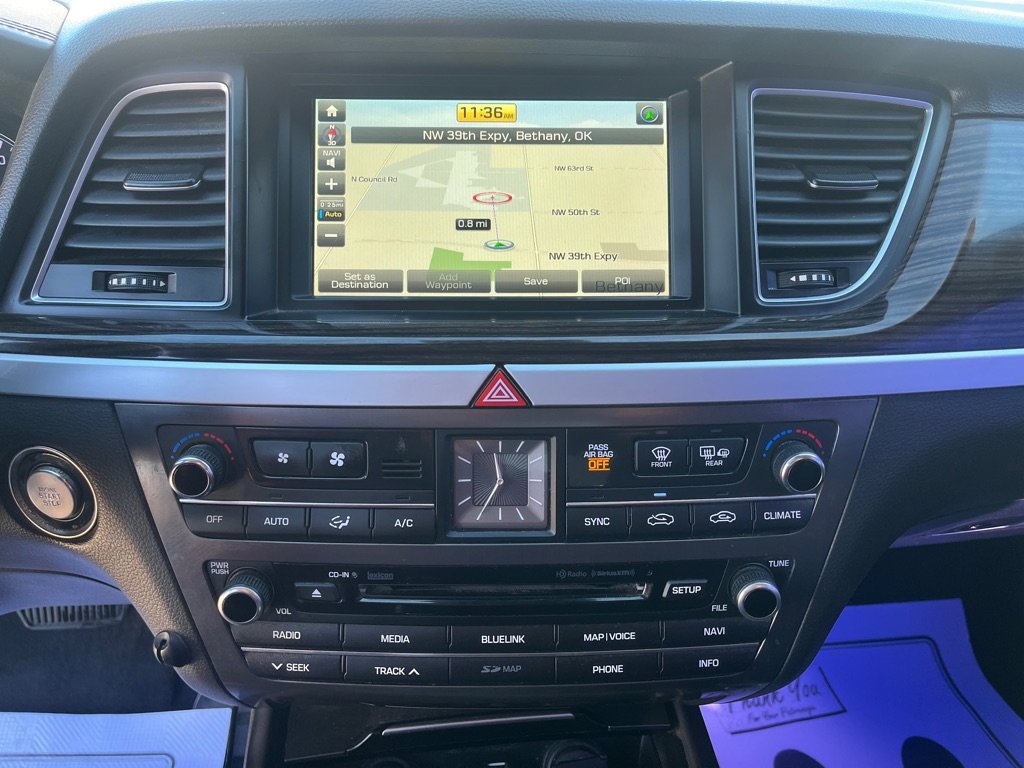 Used 2015 Hyundai Genesis 3.8 w/ Option Group 03 image 9