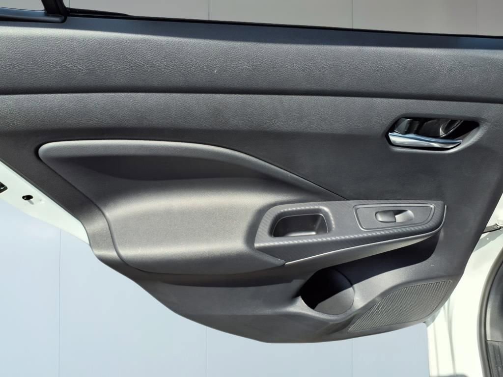 New 2025 Nissan Versa SV w/ Trunk Package FWD image 22