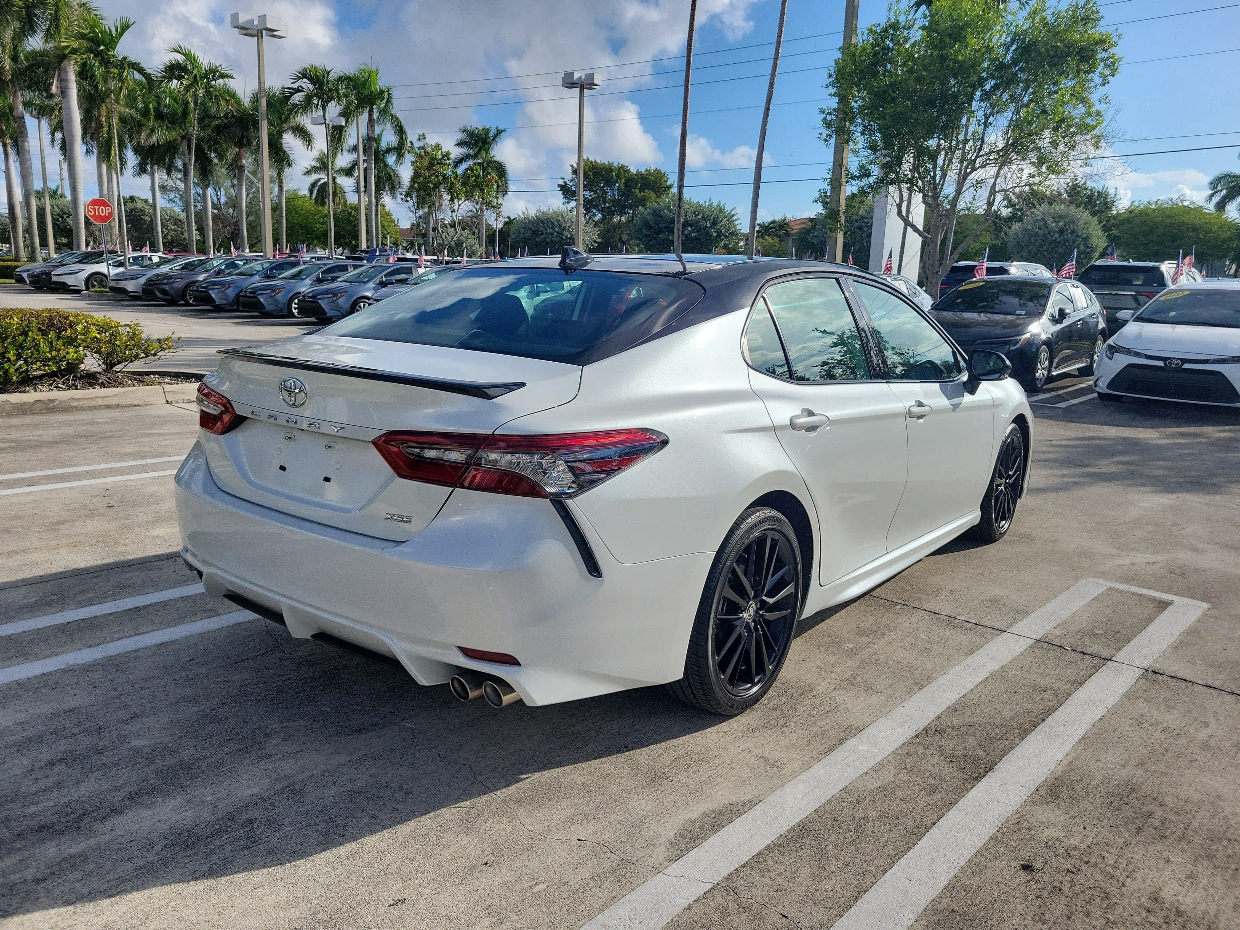 Used 2023 Toyota Camry XSE w/ Navigation Package FWD image 7