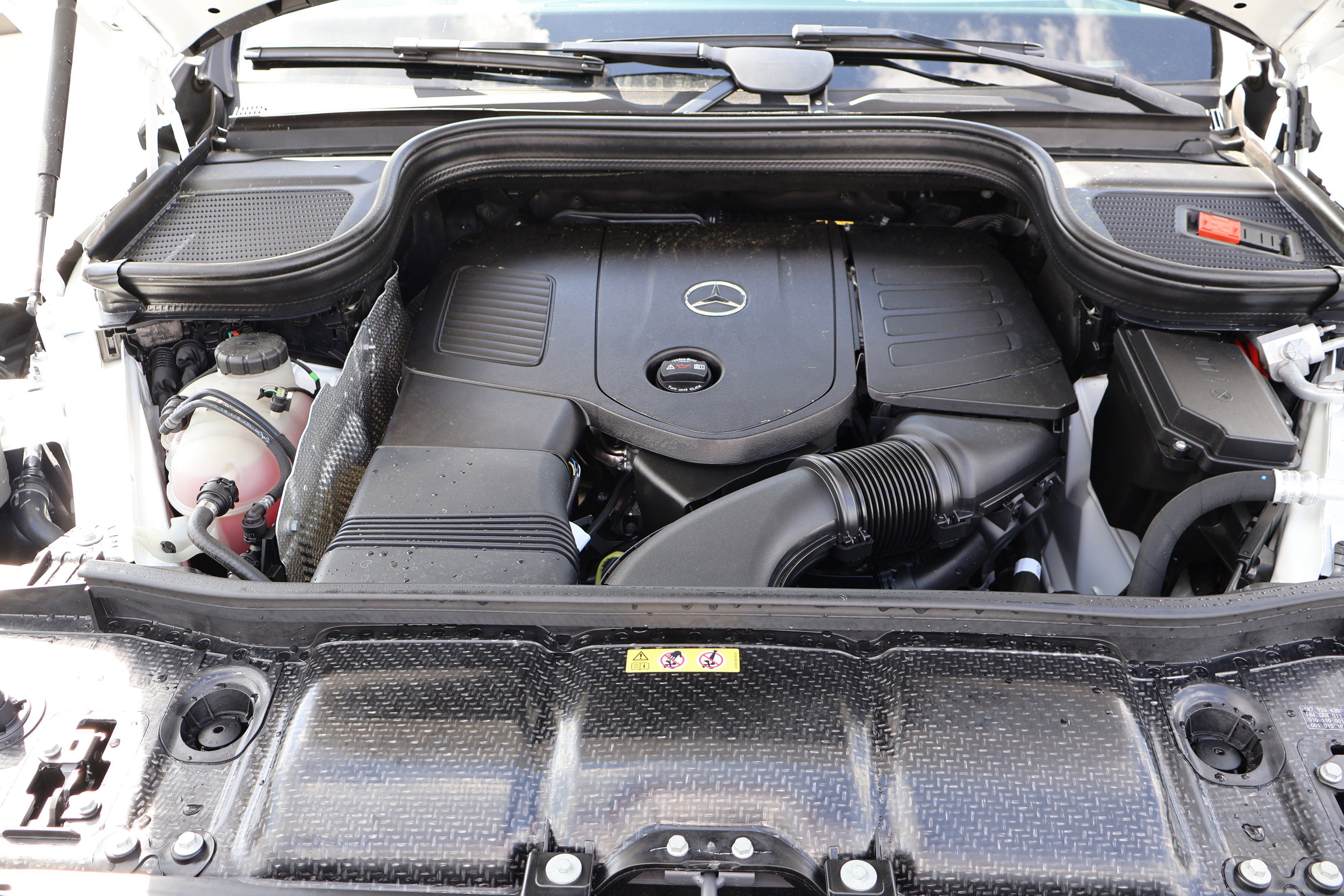 Certified 2025 Mercedes-Benz GLE 450e 4MATIC image 44