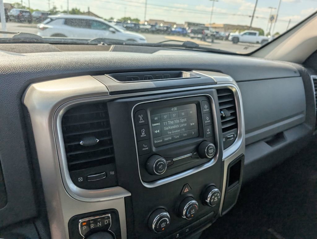 Used 2016 RAM 1500 Classic SLT w/ SLT Plus D￩cor Group AWD/4WD image 21
