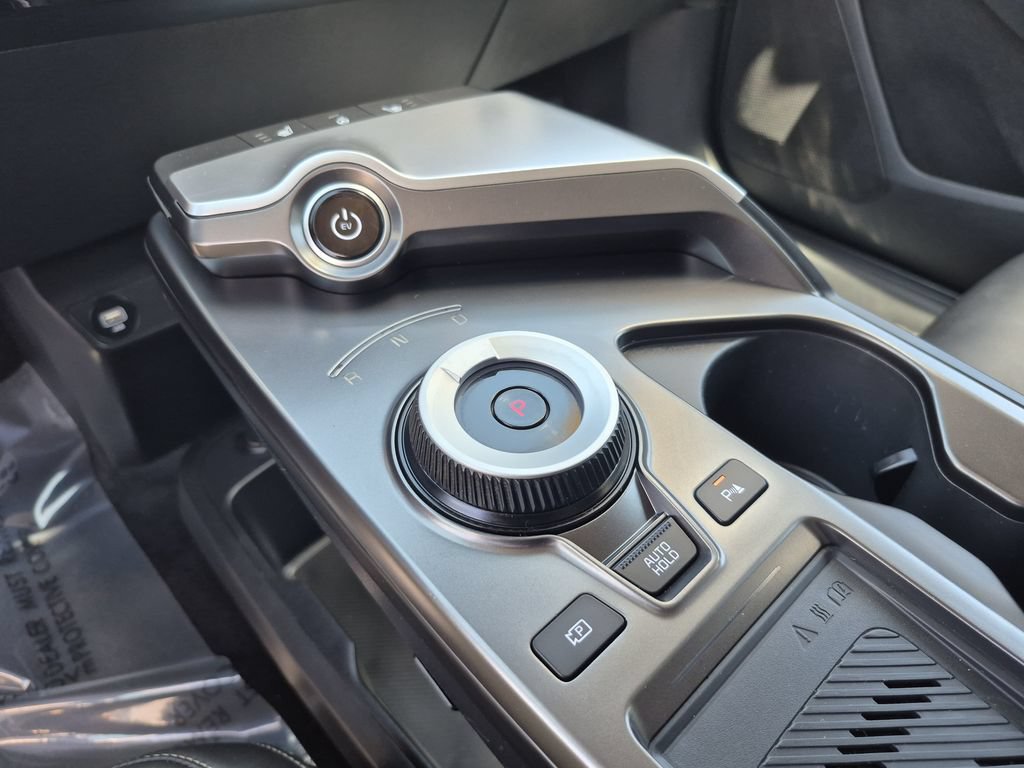Certified 2024 Kia EV6 Light AWD/4WD image 10