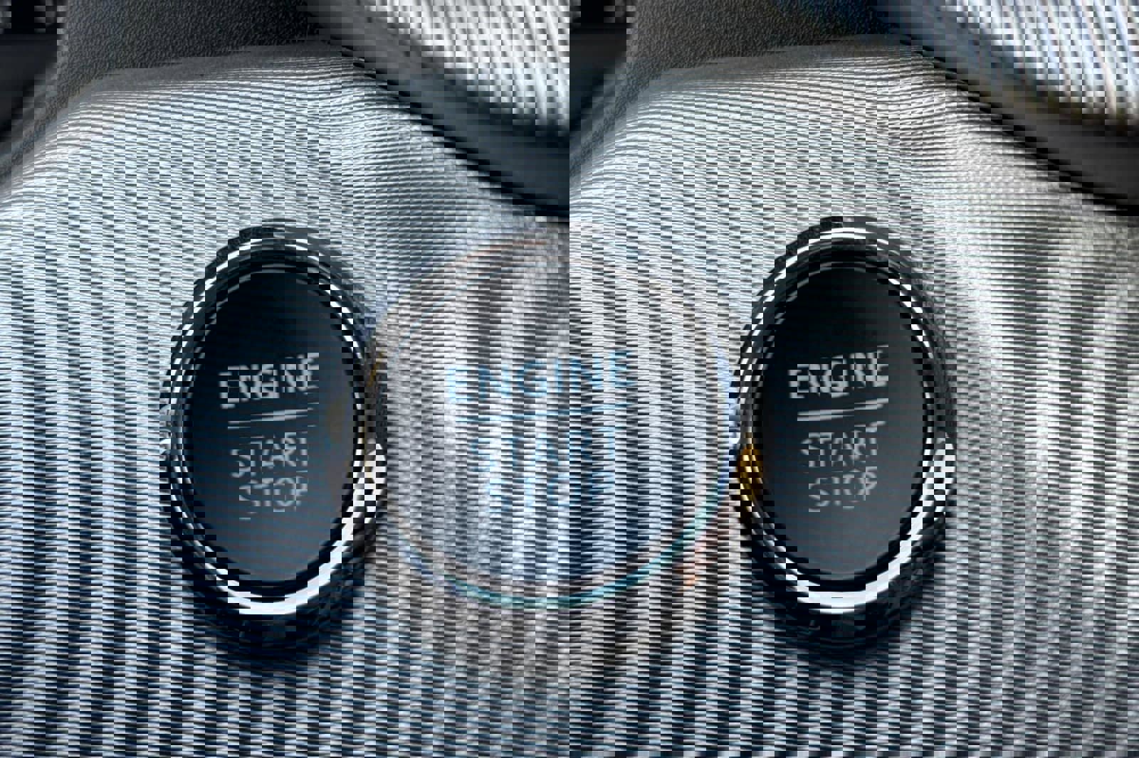 Certified 2025 Ford Explorer Active image 24