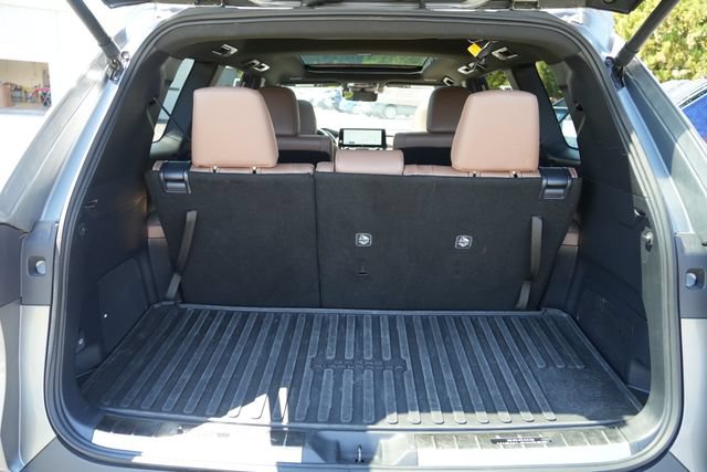 Used 2025 Toyota Grand Highlander AWD Hybrid image 12